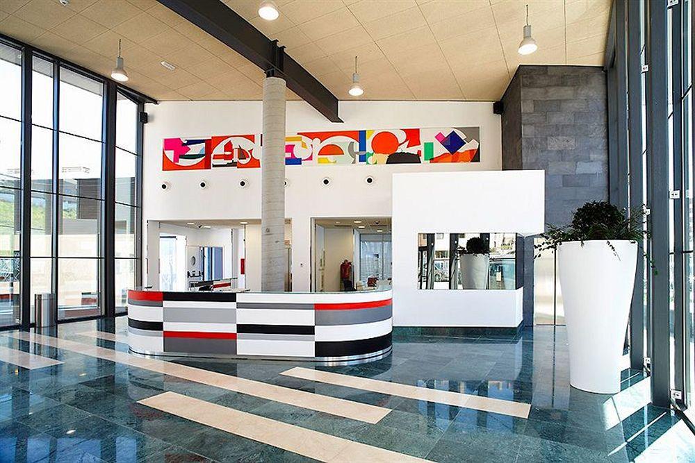 Aparthotel Ovida Овьедо Экстерьер фото