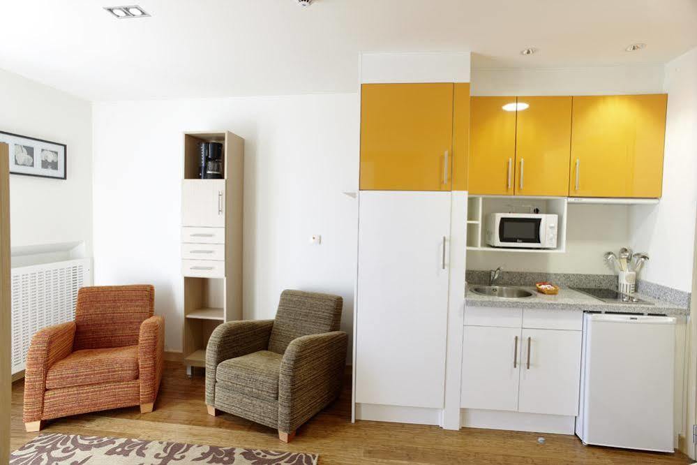 Aparthotel Ovida Овьедо Экстерьер фото